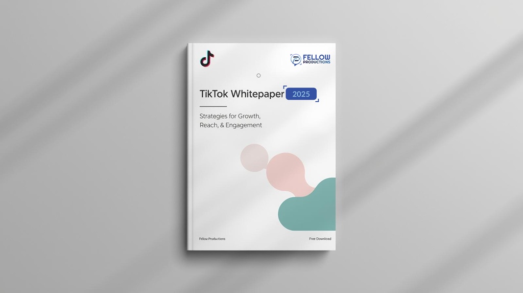 Mockup van de TikTok Whitepaper 2025 van Fellow Productions – strategieën voor groei, bereik en engagement